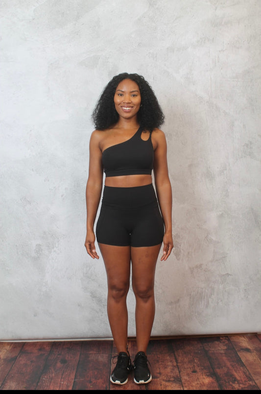 ONE SHOULDER 2 PIECE SHORT SET